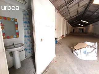 Nave industrial en venta en Polígonos - Recinto Ferial Cortijo de Torres en Málaga