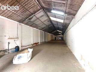 Nave industrial en venta en Polígonos - Recinto Ferial Cortijo de Torres en Málaga