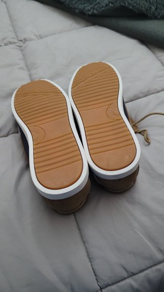 Scarpe in pelle per uomo e donna