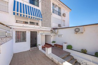 Local comercial en alquiler en Nueva Andalucía centro en Marbella