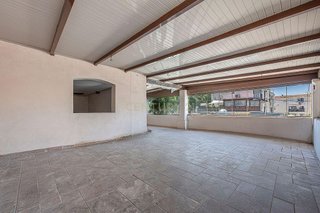 Local comercial en alquiler en Nueva Andalucía centro en Marbella