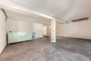 Local comercial en alquiler en Nueva Andalucía centro en Marbella