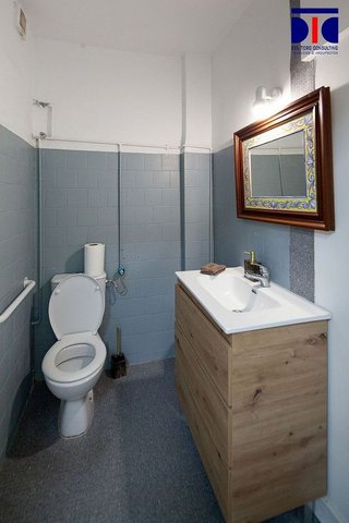 Oficina en alquiler en Los Remedios en Sevilla