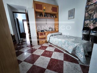 Casa adosada en venta en Lucena