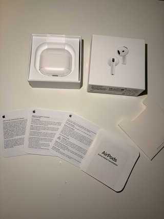 AirPods 4 ANC