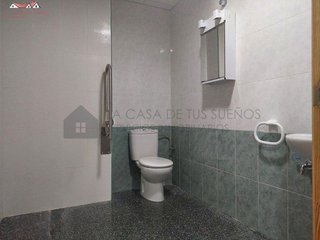 Local comercial en venta en Sax