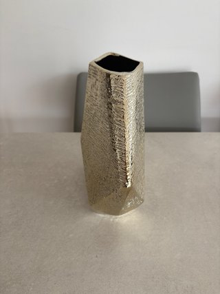 Jarrón Metálico Decorativo Dorado y Plateado