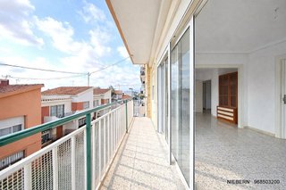 Piso en venta en Barrio de Peral en Cartagena