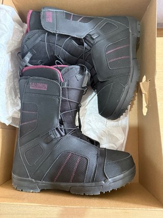 Botas Salomon Scarlet Negro Talla 41.5 con Caja.