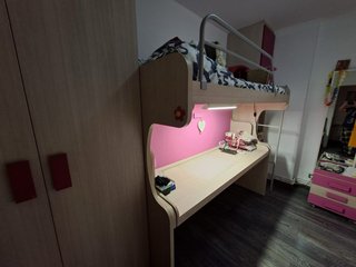 Litera juvenil con escritorio y armario