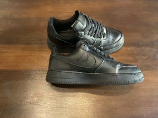 Nike Air Force 1 nere taglia 40.5