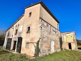 Chalet en venta en Caldes de Malavella