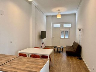 Dúplex en alquiler en Valdeacederas en Madrid