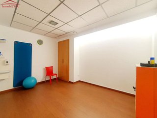 Local comercial en alquiler en Ensanche en Teruel