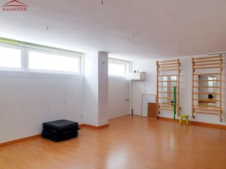 Local comercial en alquiler en Ensanche en Teruel