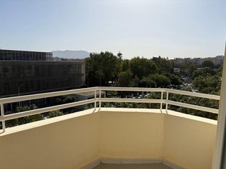 Piso en alquiler en Parque Mediterráneo - Santa Paula en Málaga