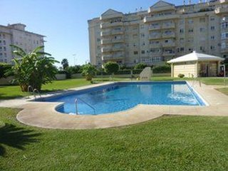 Piso en alquiler en Parque Mediterráneo - Santa Paula en Málaga