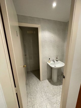 Local comercial en alquiler en Paseo Sagasta en Zaragoza