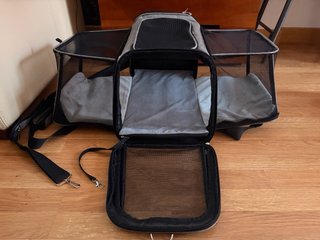 Transportín para perro con ruedas. Nuevo sin usar.