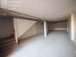Casa adosada en venta en Tomelloso
