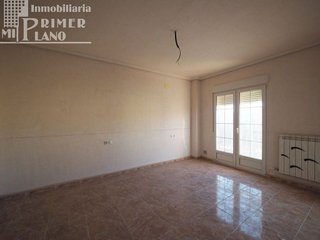 Casa adosada en venta en Tomelloso
