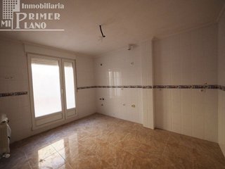 Casa adosada en venta en Tomelloso