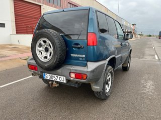 Nissan Terrano II