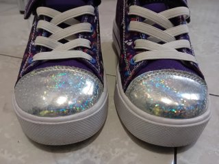 Zapatillas Heelys Moradas Talla 33 con Ruedas