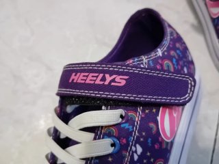 Zapatillas Heelys Moradas Talla 33 con Ruedas
