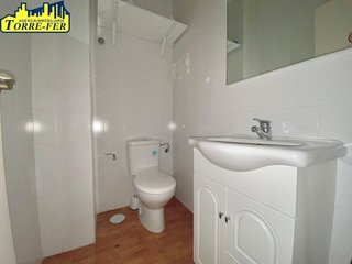 Local comercial en venta en San Luis en Almería