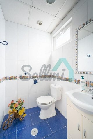 Local comercial en venta en Tenderina Baja - Ventanielles en Oviedo