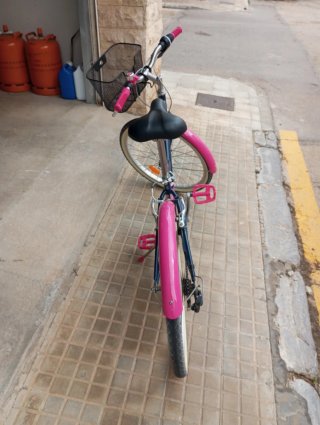 Bicicleta niña Btwin azul y rosa