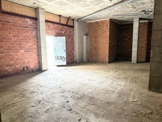 Local comercial en alquiler en Eixample Sud – Migdia en Girona