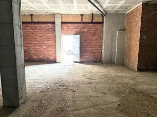 Local comercial en alquiler en Eixample Sud – Migdia en Girona