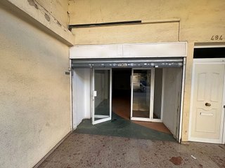 Local comercial en venta en Les Arenes - La Grípia  Can Montllor en Terrassa