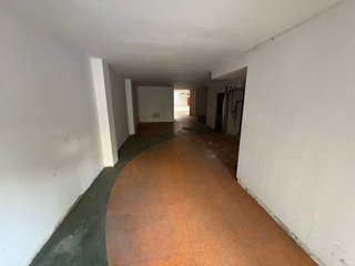 Local comercial en venta en Les Arenes - La Grípia  Can Montllor en Terrassa