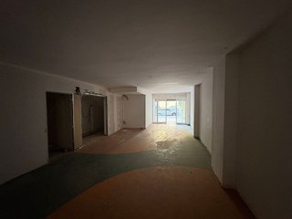 Local comercial en venta en Les Arenes - La Grípia  Can Montllor en Terrassa