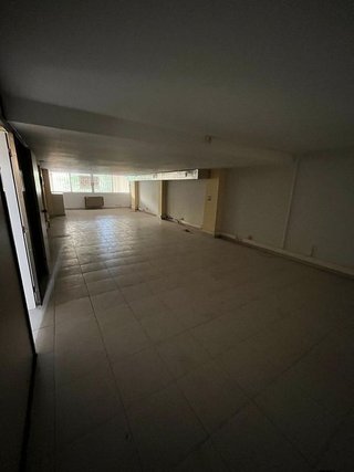 Local comercial en venta en Les Arenes - La Grípia  Can Montllor en Terrassa