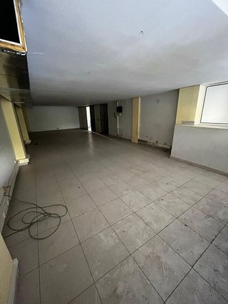 Local comercial en venta en Les Arenes - La Grípia  Can Montllor en Terrassa