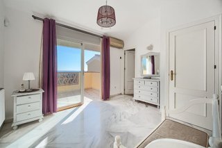 Casa adosada en alquiler en Calaburra - Chaparral en Mijas