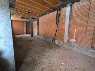 Local comercial en alquiler en Restón I - Restón II en Valdemoro