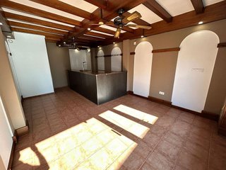 Local comercial en alquiler en Núcleo Urbano en Chiclana de la Frontera