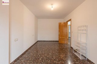 Casa adosada en venta en Maracena