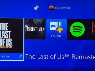 PS4 Slim/mando + Resident E-4 remake + god + LastU