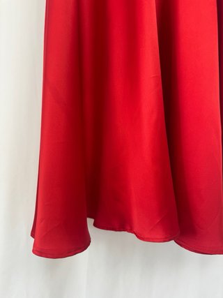 Vestido satinado rojo Retro Stage