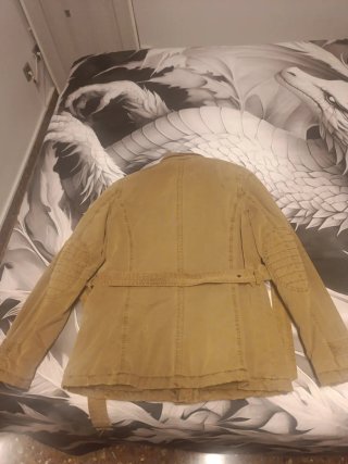 Cazadora mujer beige