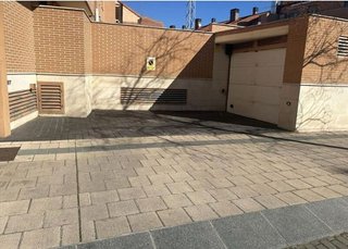 Garaje en venta en Arturo Eyres - La Rubia en Valladolid