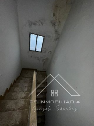 Edificio en venta en Cabra