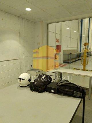 Nave industrial en alquiler en Centre - Eixample – Can Llobet – Can Serra en Barbera del Vallès