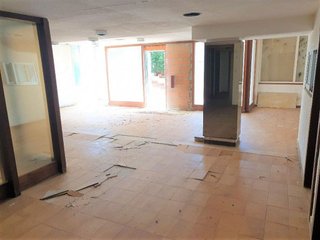 Local comercial en venta en Escala, L´